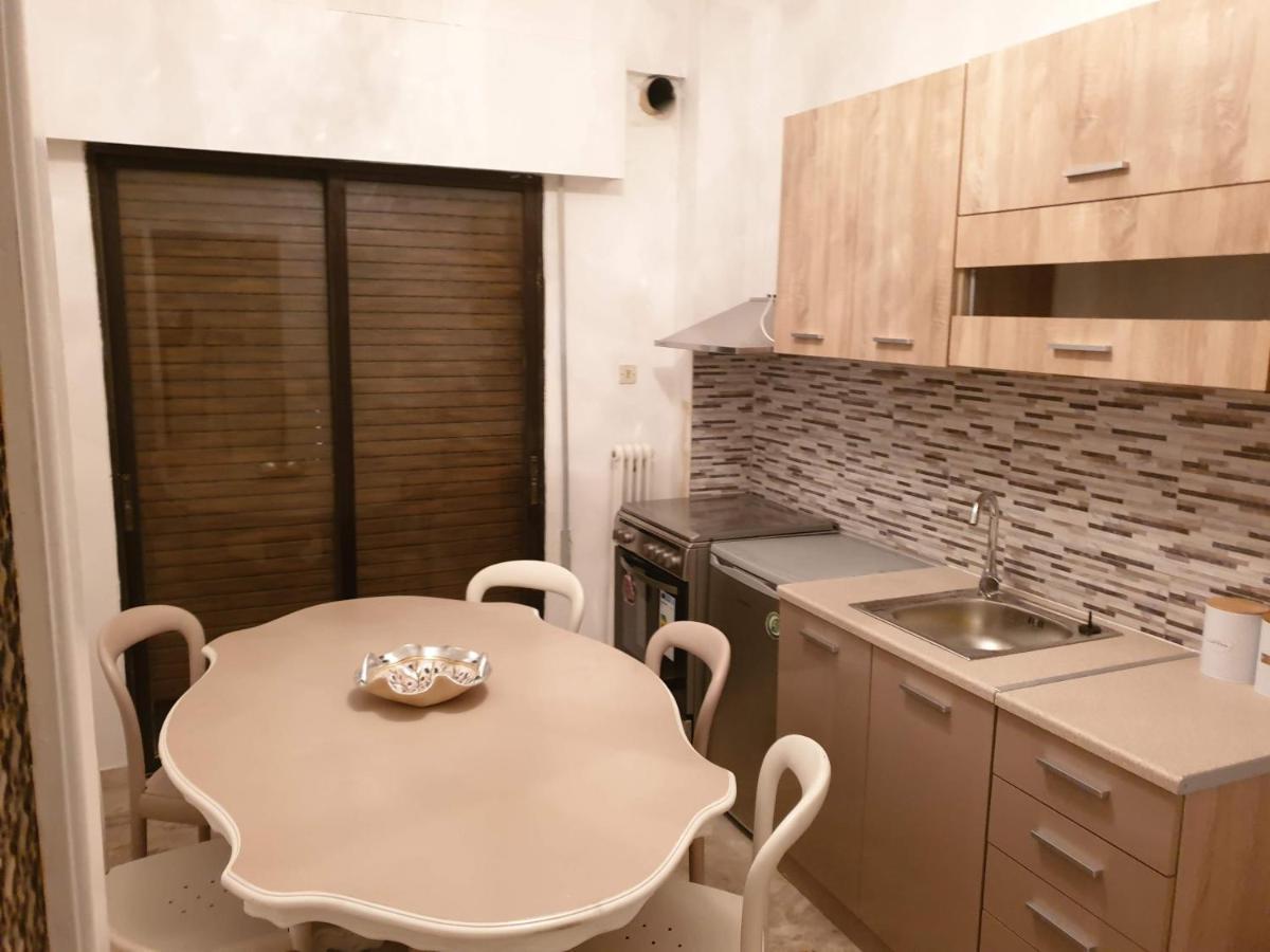 Lemesou Apartments Патра Экстерьер фото